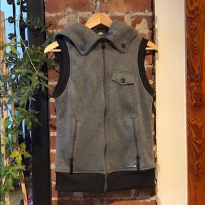 Burton vest